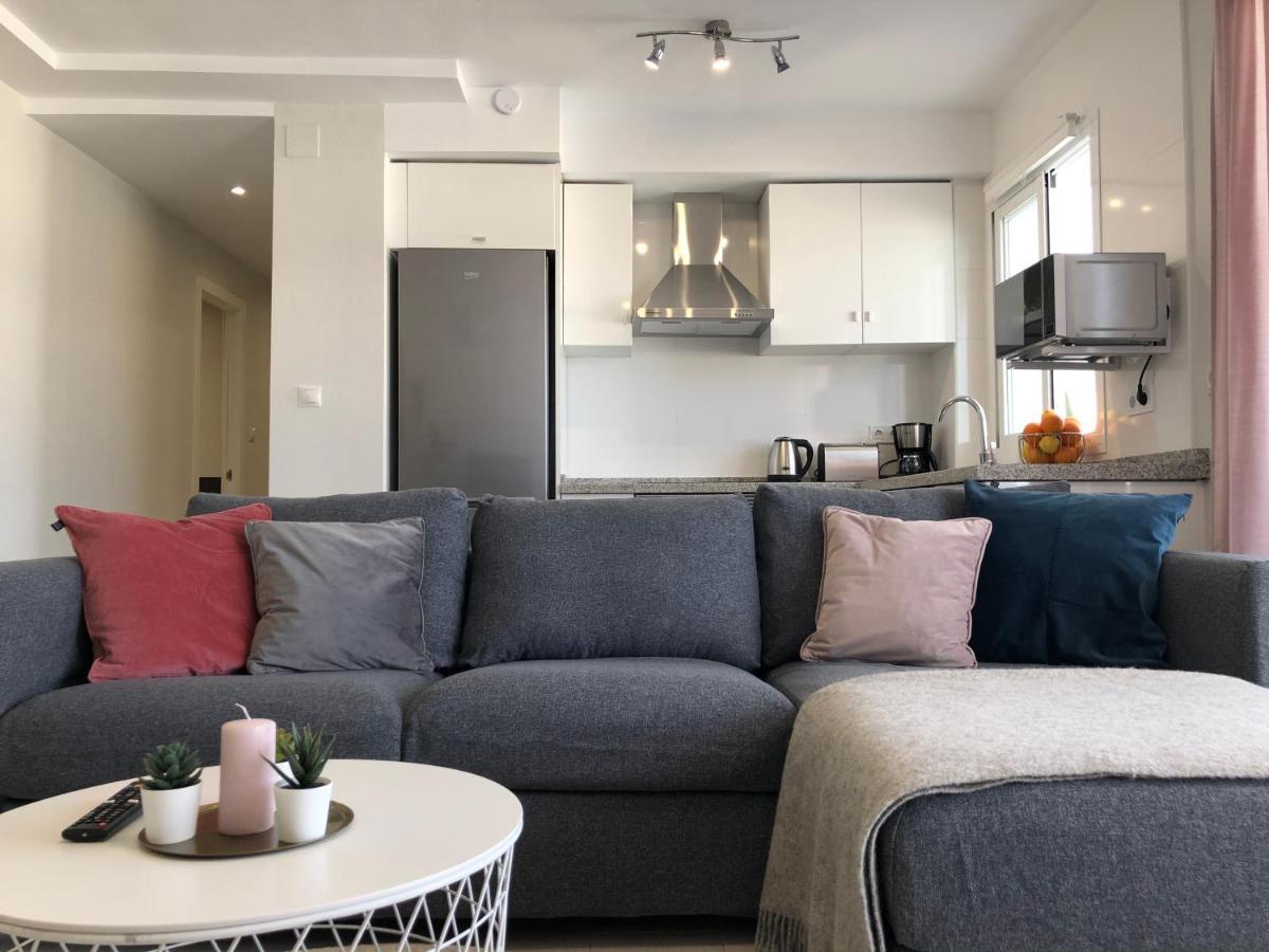 Victoria Luxury Beachfront Apartment In Benalmadena Costa מראה חיצוני תמונה