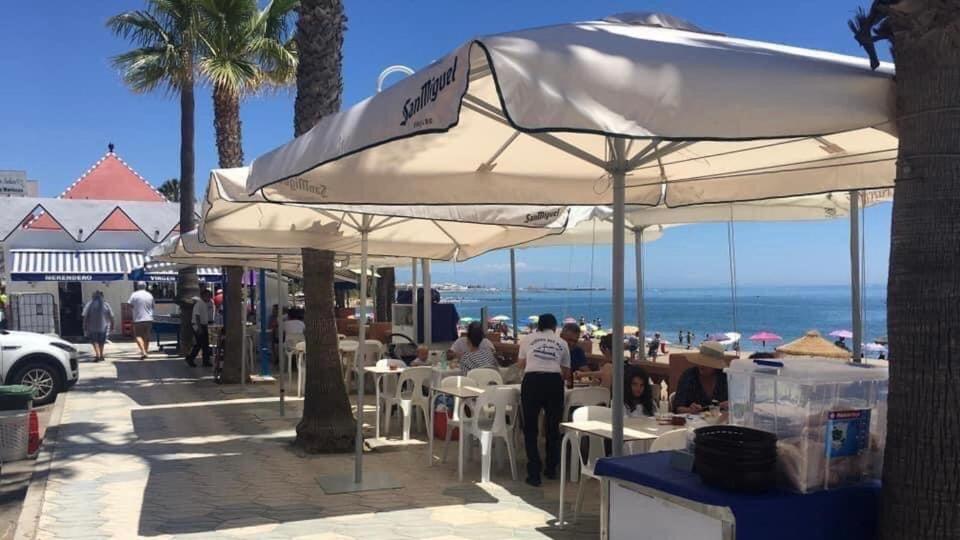 Victoria Luxury Beachfront Apartment In Benalmadena Costa מראה חיצוני תמונה
